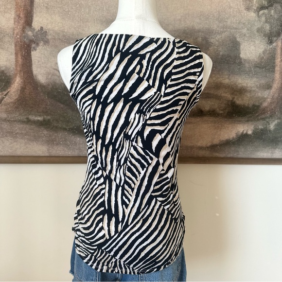 White House Black Market Zebra Pattern Tank Top - Picture 5 of 6